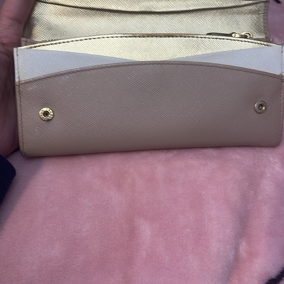 Limited Edition Prada Tricolor Saffiano in Cammeo - Picture 5 of 13